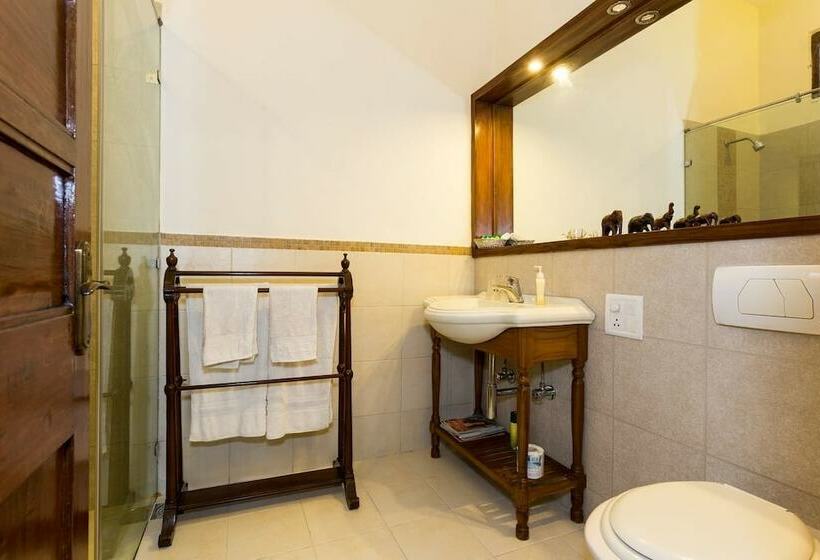 Eleven Bed & Breakfast