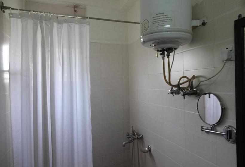 تختخواب و صبحانه Rams Inn