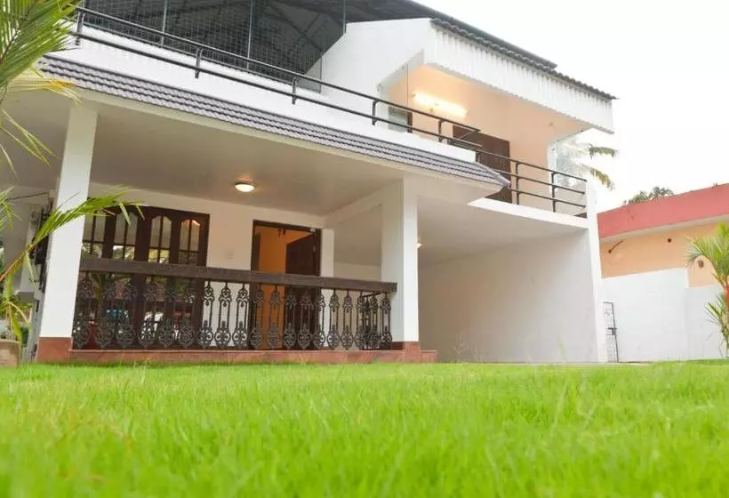 Aamiaismajoitus (B&B) Riviera Residence
