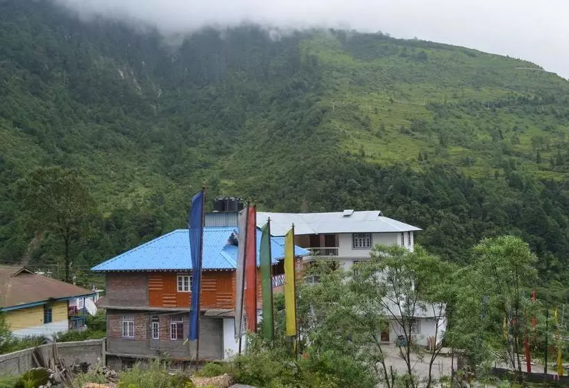 Hotelli Delight Royal Lachung