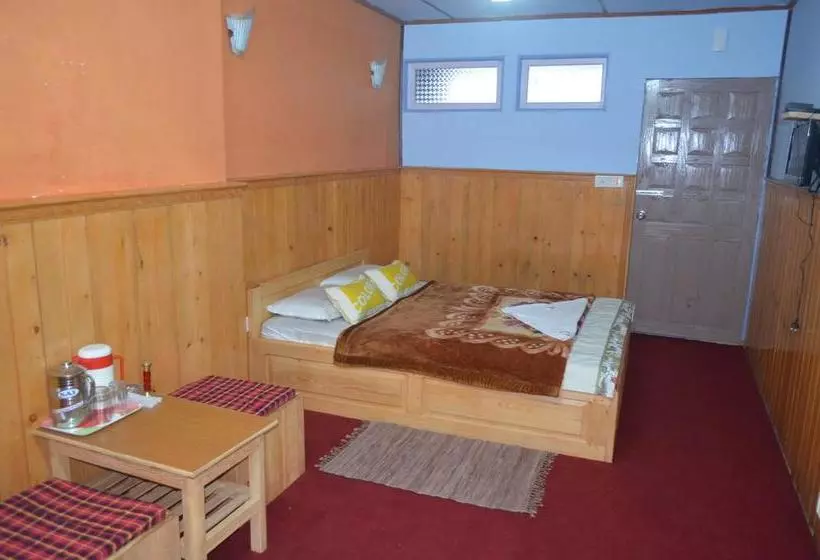 Hotelli Delight Royal Lachung