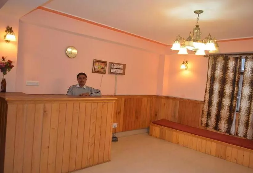 Hotelli Delight Royal Lachung