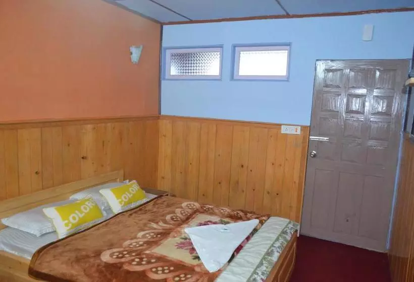 Hotelli Delight Royal Lachung