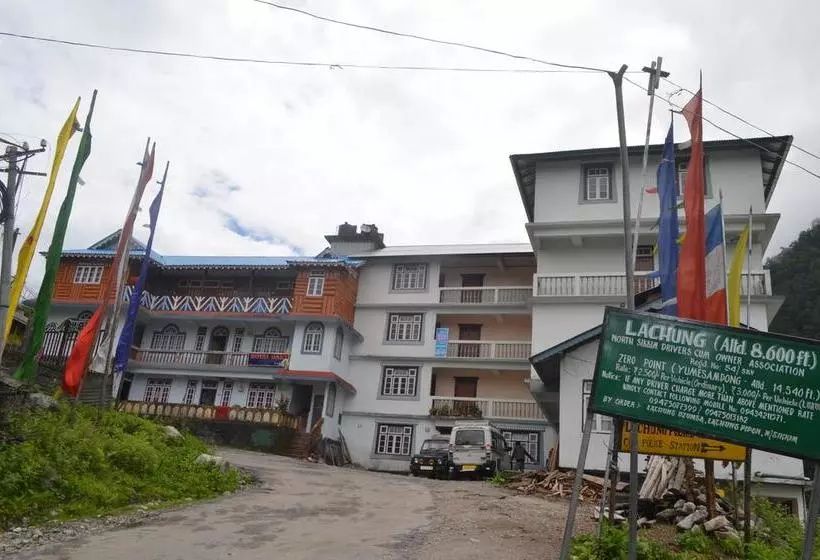 Hotelli Delight Royal Lachung