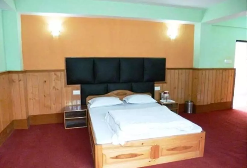 Hotelli Delight Royal Lachung