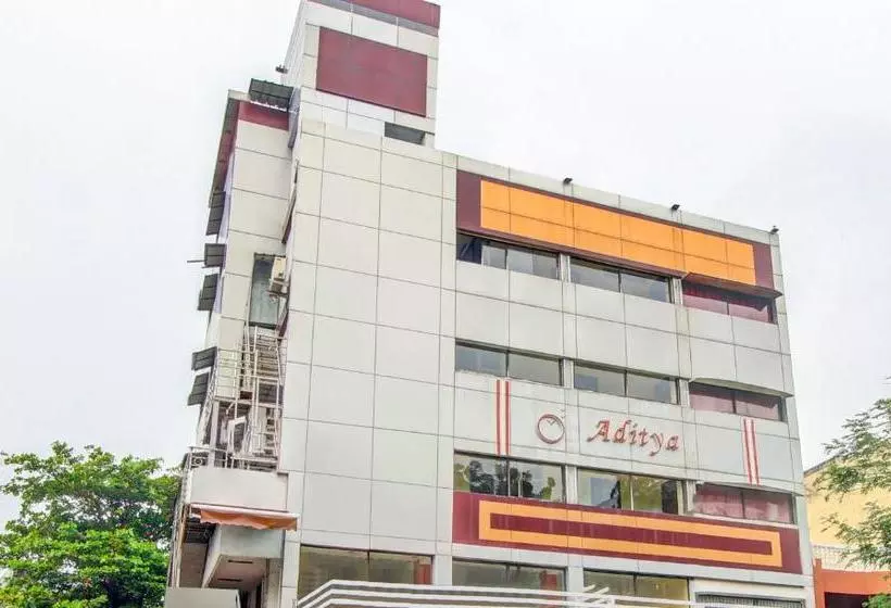 Itsy Hotels Aditya