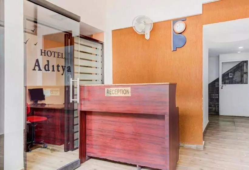 Itsy Hotels Aditya
