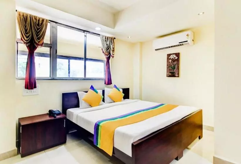 Itsy Hotels Aditya