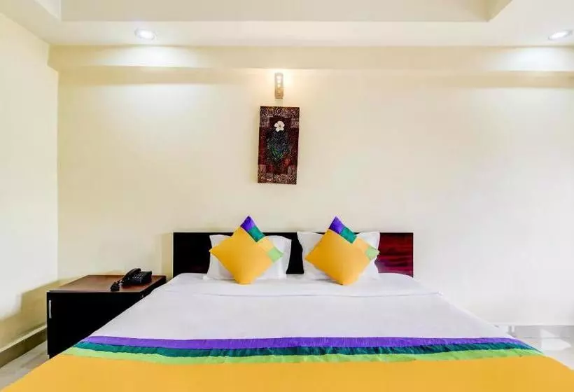Itsy Hotels Aditya