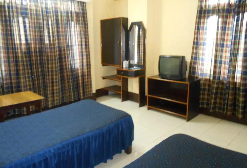 Hotel Bluemoon