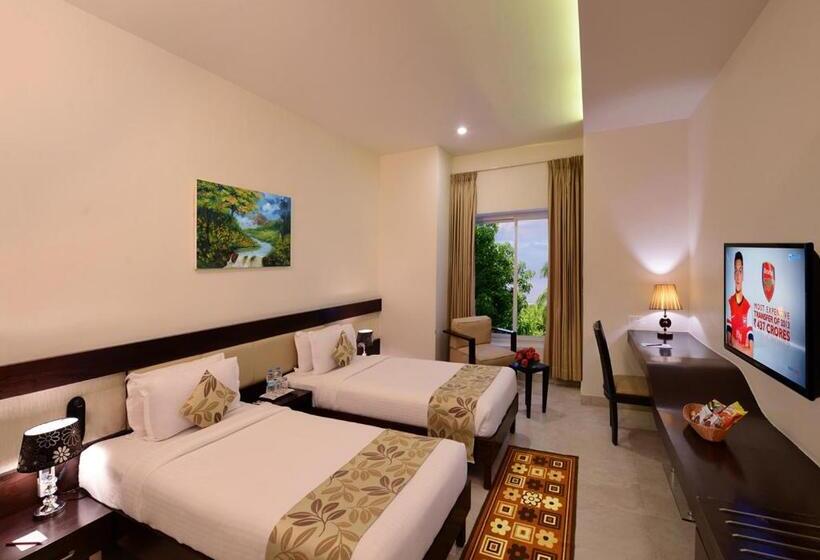 Hotel Green View Clarks Inn, Shimoga