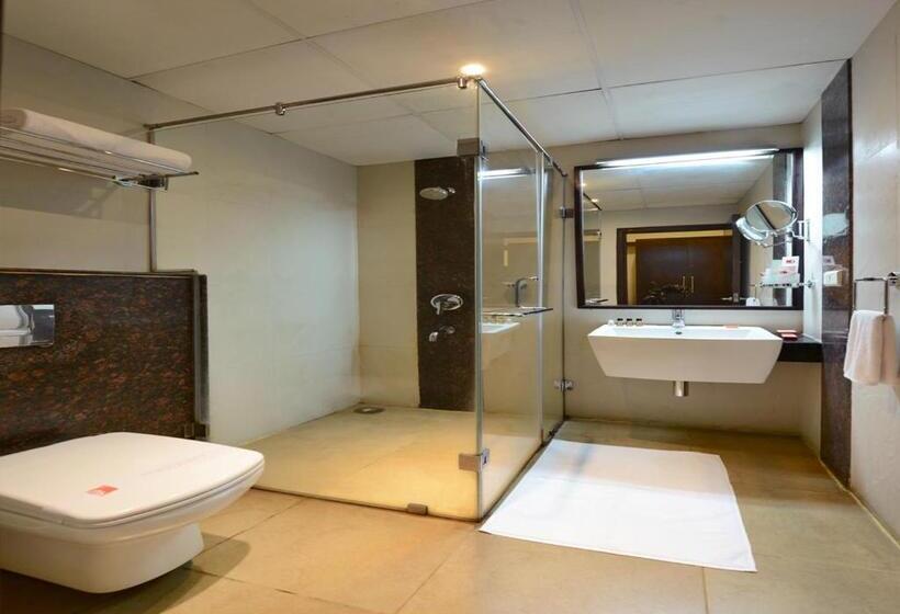 Hotel Green View Clarks Inn, Shimoga