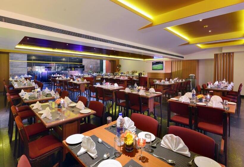 Hotel Green View Clarks Inn, Shimoga