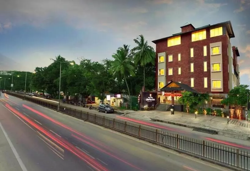 Hotelli Green View Clarks Inn, Shimoga