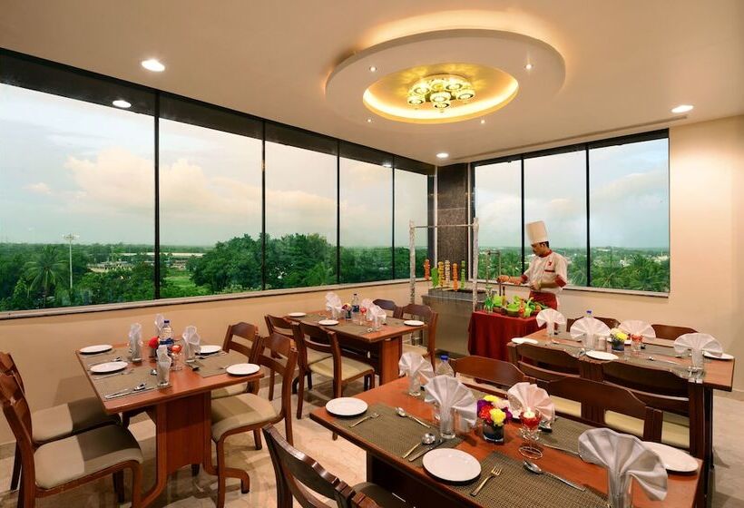 Hotel Green View Clarks Inn, Shimoga