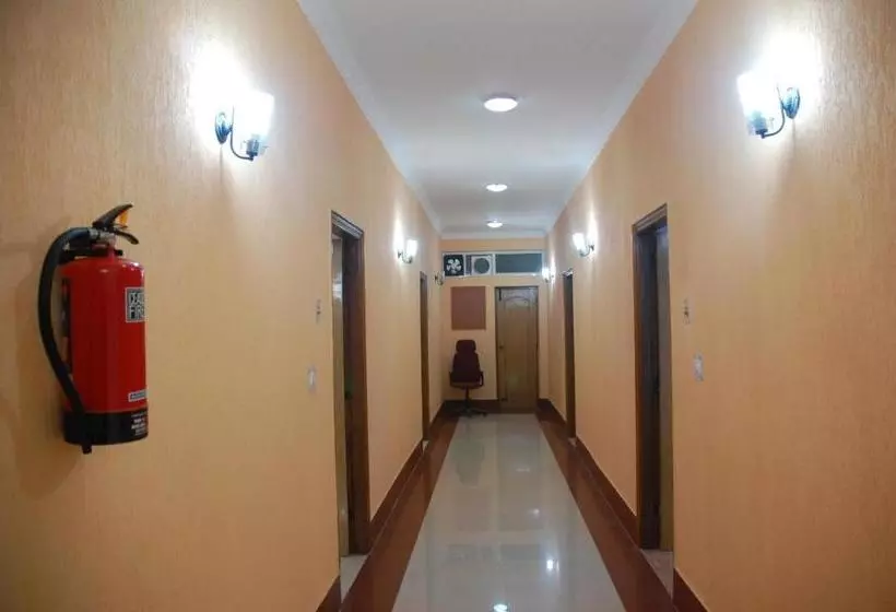 Hotel Magnet House