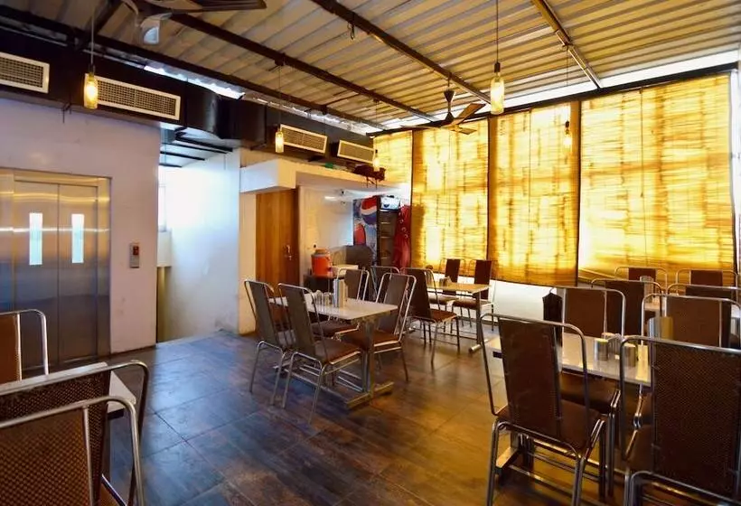 هتل Metro Inn