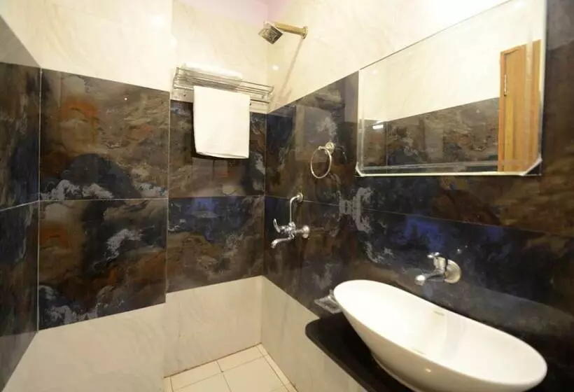 هتل Metro Inn