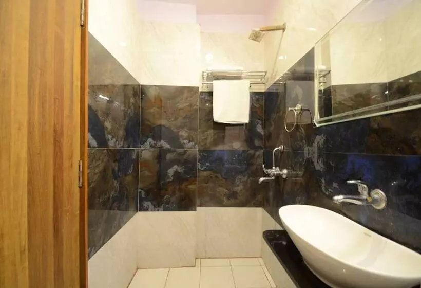 هتل Metro Inn