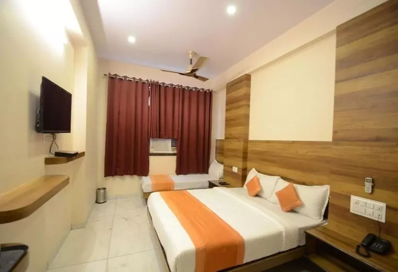هتل Metro Inn