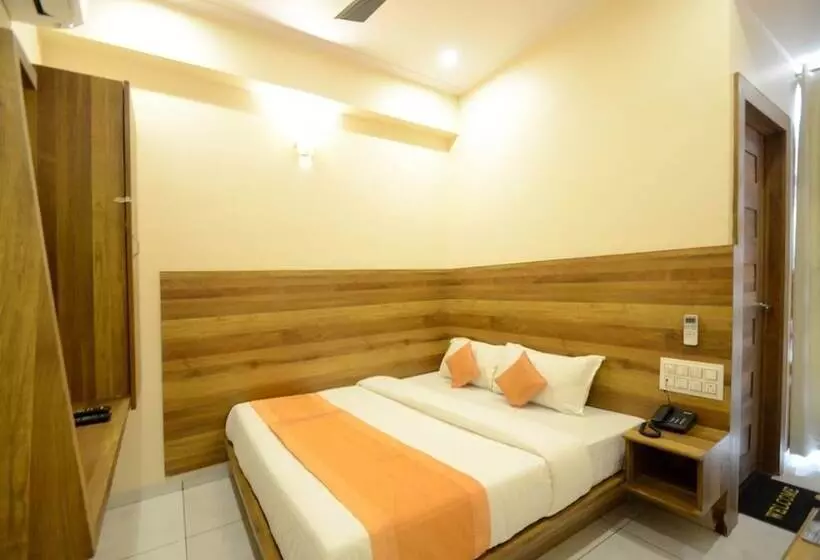 هتل Metro Inn