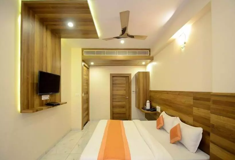 هتل Metro Inn