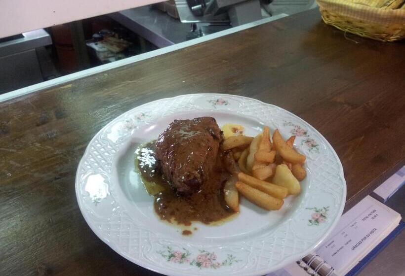 فندق Restaurante Sonsoles