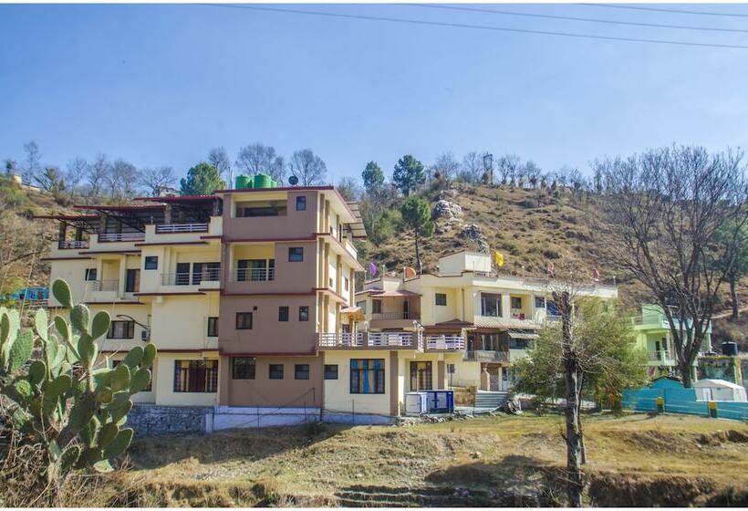 酒店 Shivalik River Retreat