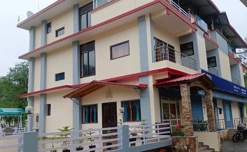 酒店 Shivalik River Retreat