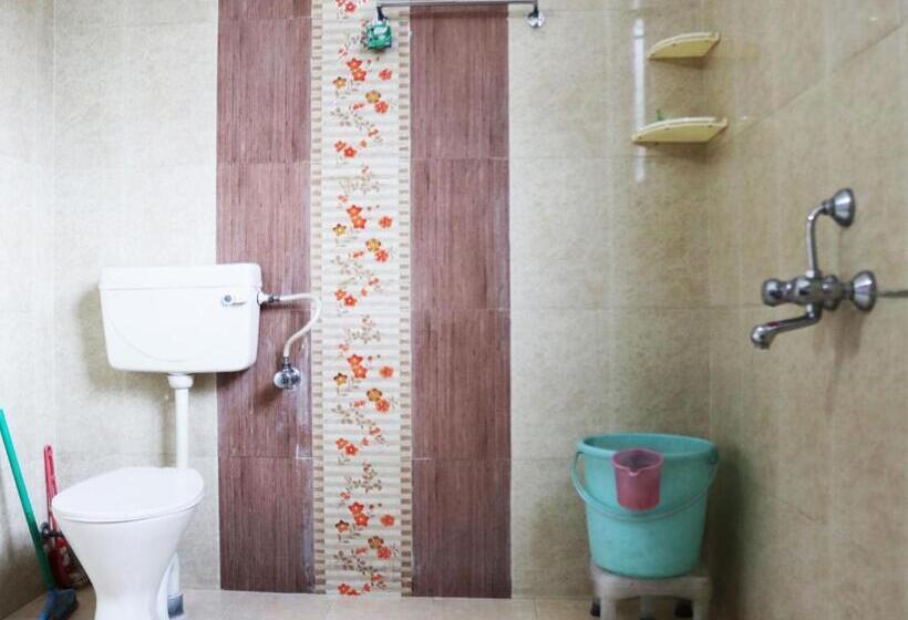 酒店 Shivalik River Retreat