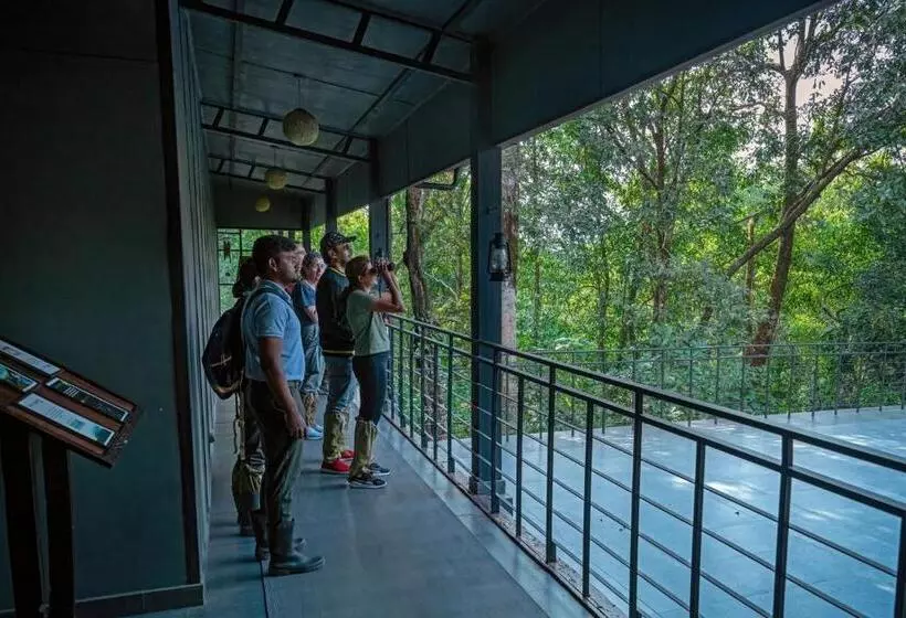 ホテル Wayanad Wild Rainforest Lodge A Cgh Earth Experience