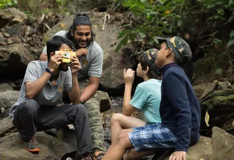ホテル Wayanad Wild Rainforest Lodge A Cgh Earth Experience