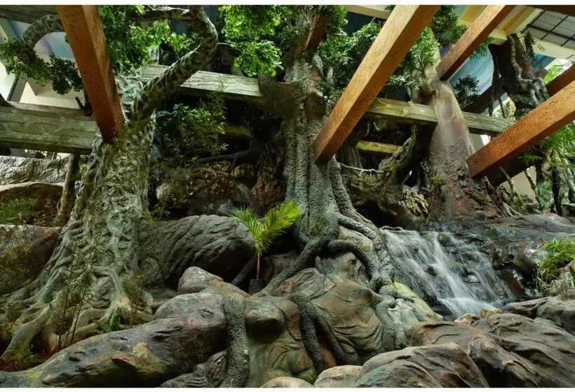 استراحتگاه Chandys Windy Woods Munnar