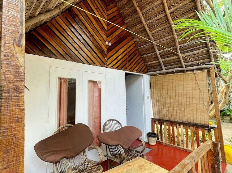 Курорт Ducknchill Agonda