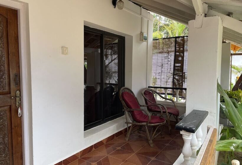 Курорт Ducknchill Agonda