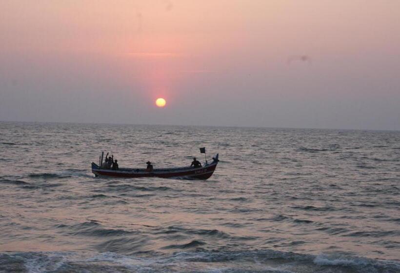 אתר נופש Shalom Beach Residency