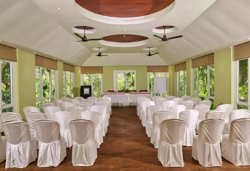 The Woods Resorts Wayanad