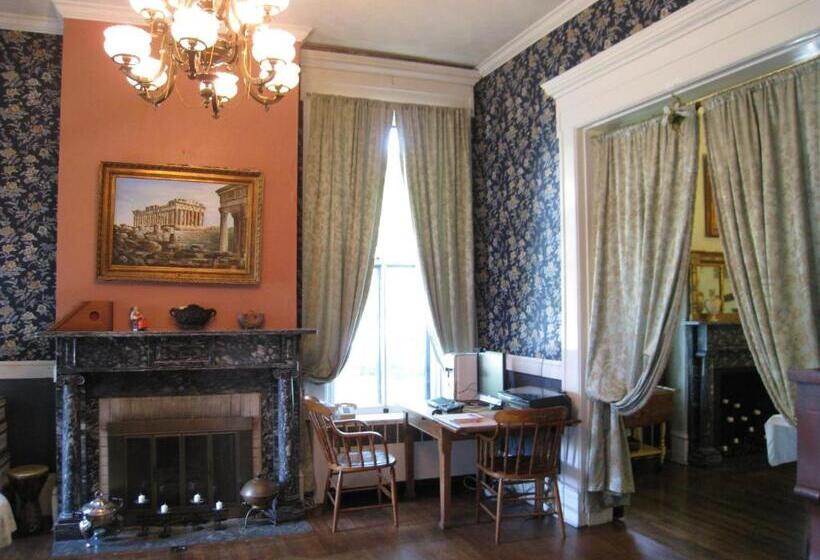 Allegheny Street Bed & Breakfast