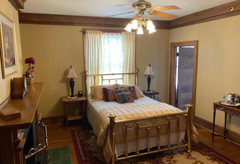 مبيت وإفطار Inn At 835 Boutique