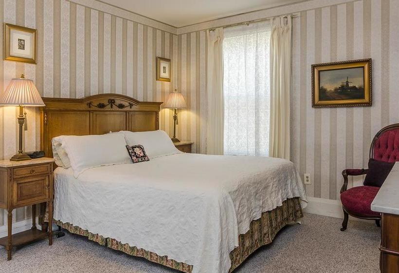 Rose Manor Bed & Breakfast