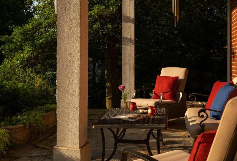 민박 South Court Inn