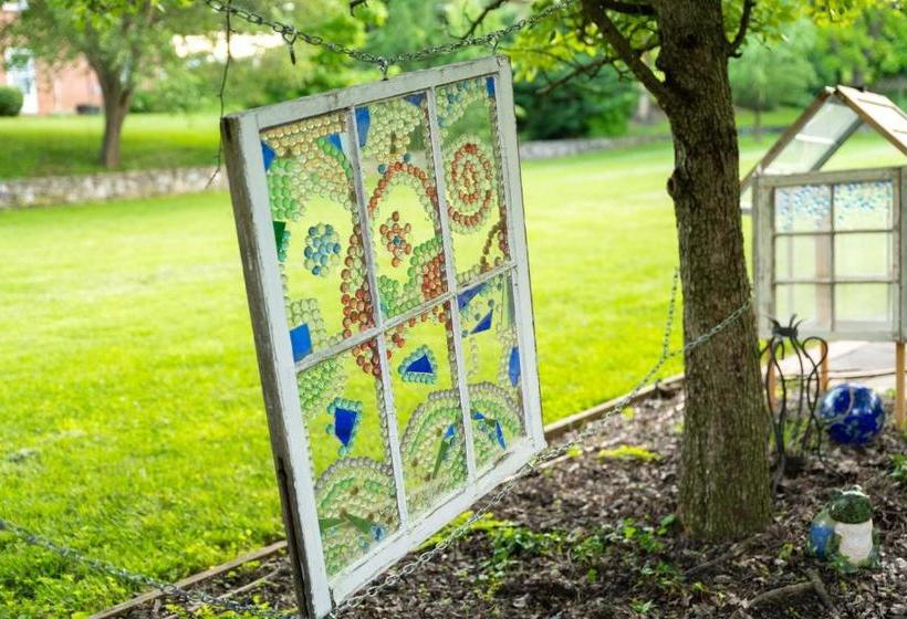 민박 South Court Inn