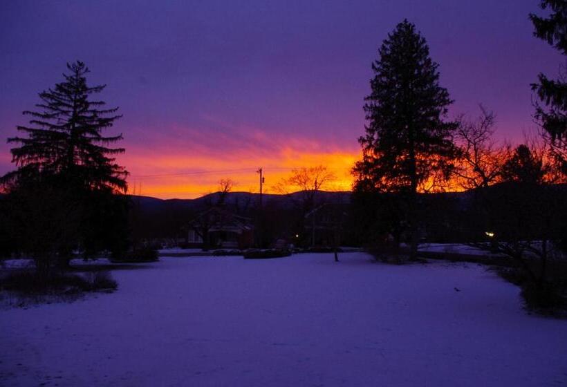 민박 South Court Inn