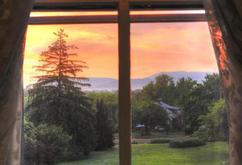 민박 South Court Inn