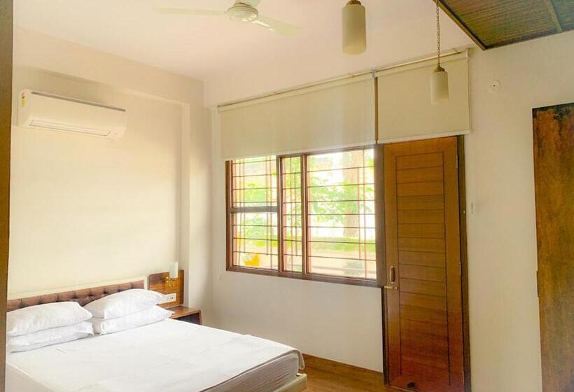 Bhola Bhawan Bed And Breakfast