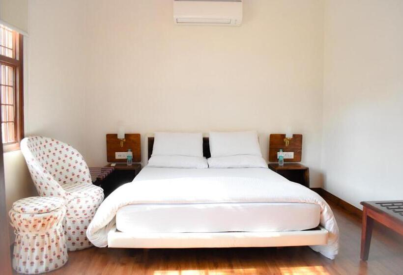 Bhola Bhawan Bed And Breakfast