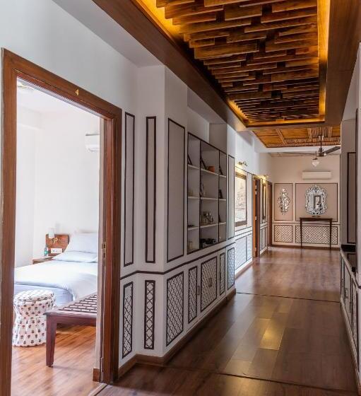 Bhola Bhawan Bed And Breakfast