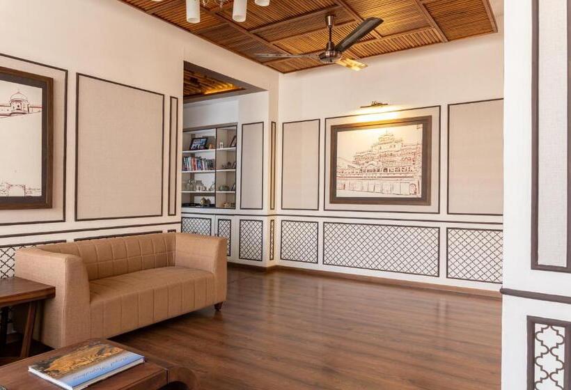 Bhola Bhawan Bed And Breakfast