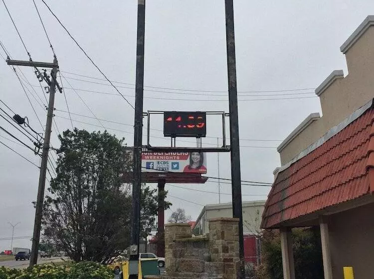 Budget Inn Motel
