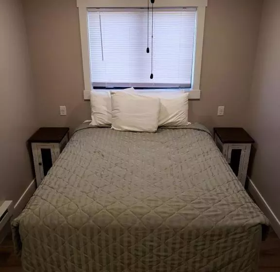 Flaming Gorge Resort